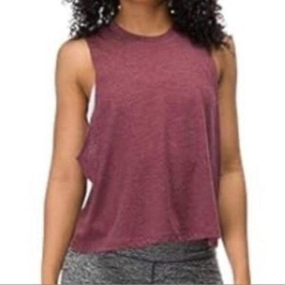 NWT Harmony Balance Womens Medium Cut Out Tank Top Yoga Gym Red M CHB3241 - Picture 1 of 9